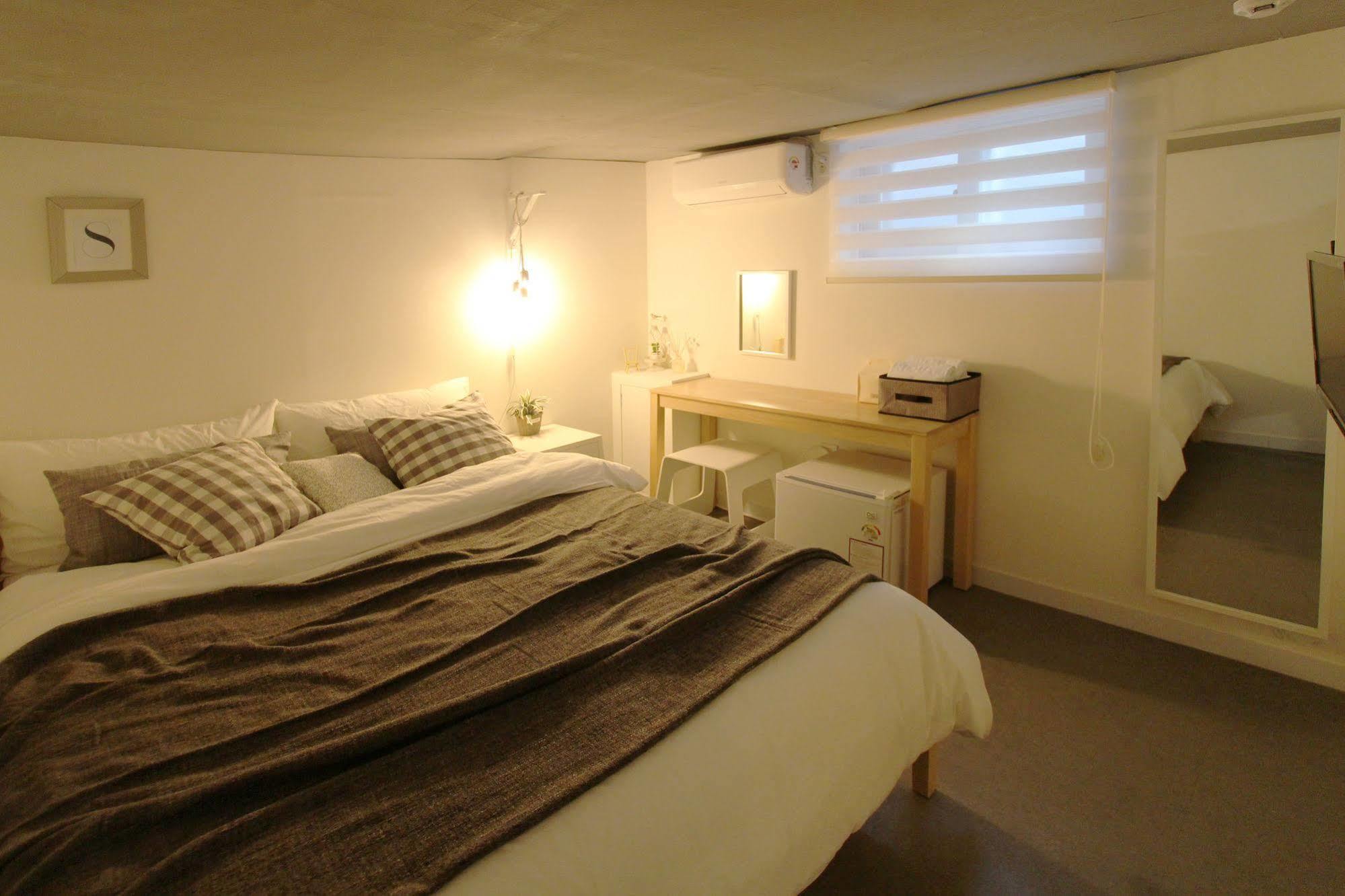 Mono House Hongdae 호텔 서울특별시 외부 사진